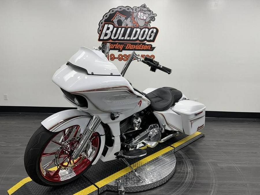 2021 Harley-Davidson® FLHX - Street Glide®