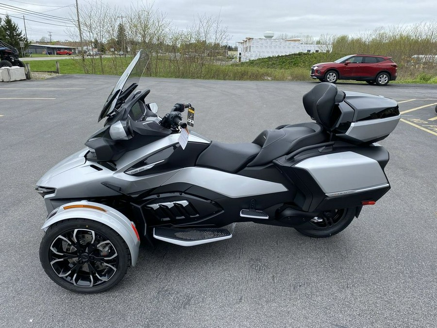 2025 Can-Am® Spyder RT Limited Platine Wheels