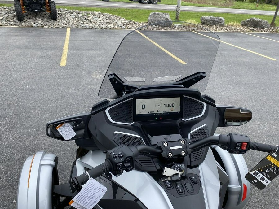 2025 Can-Am® Spyder RT Limited Platine Wheels