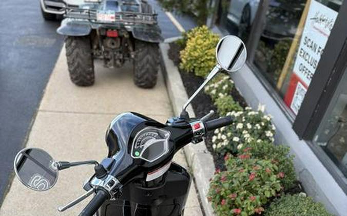 2025 Vespa Primavera 150