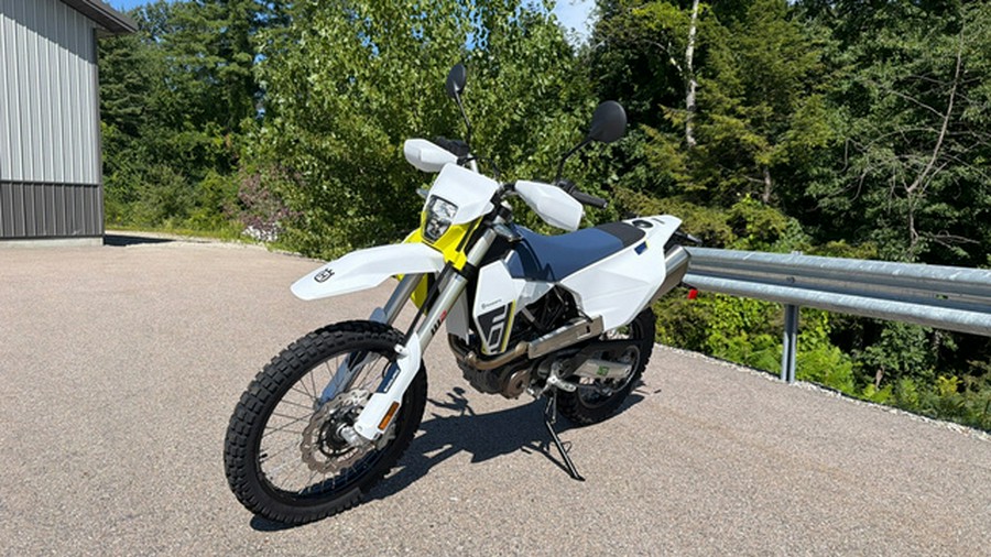 2027 Husqvarna Motorcycles Enduro 701