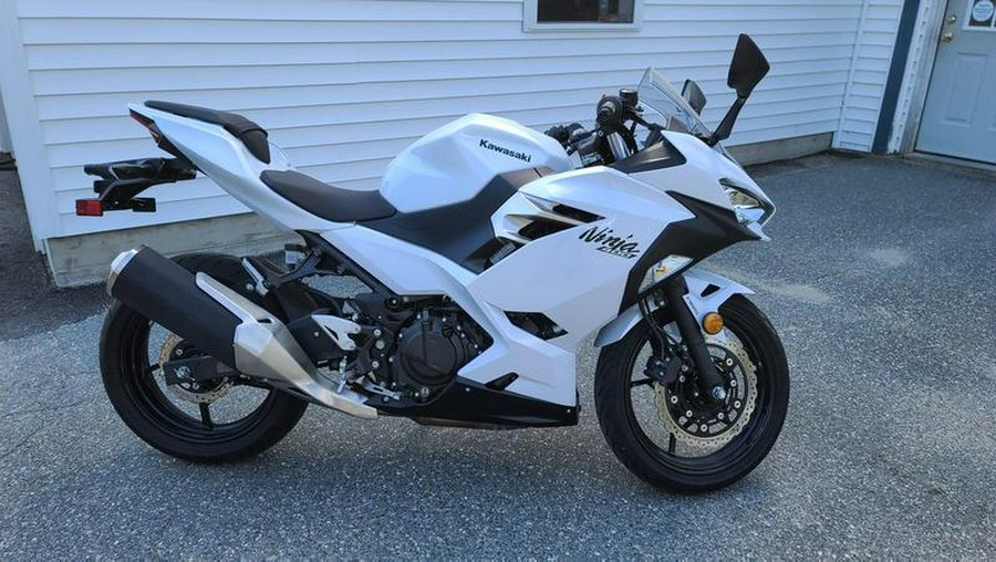 2020 Kawasaki Ninja® 400 ABS Pearl Blizzard White for sale in Ellsworth, ME