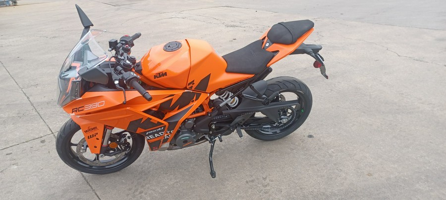 2023 KTM RC 390