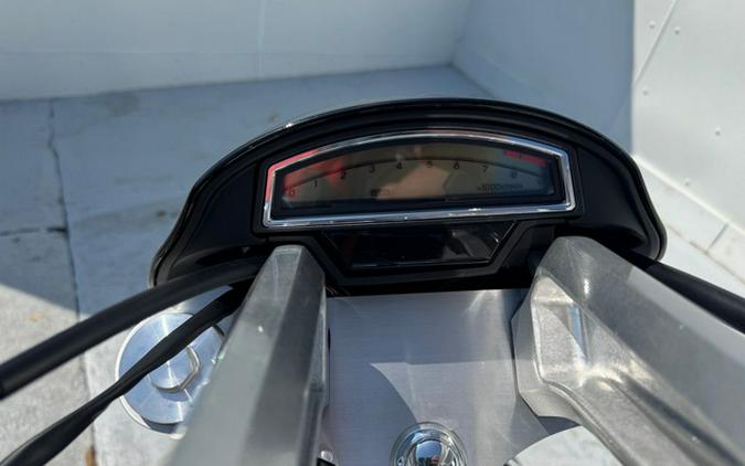 2025 Suzuki Boulevard M109R