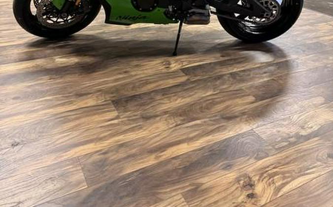 2026 Kawasaki NINJA® ZX™-10R ABS