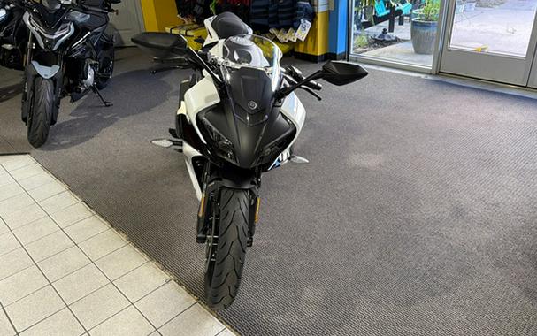 2026 CFMOTO 300 SS NEBULA 300