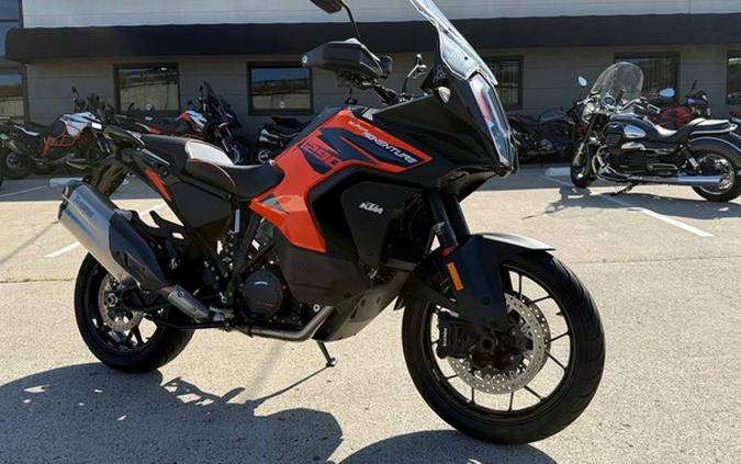 2022 KTM Super Adventure 1290 S