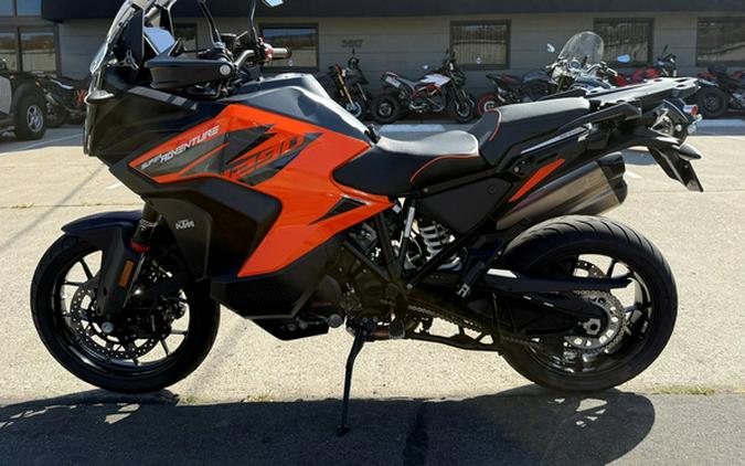 2022 KTM Super Adventure 1290 S