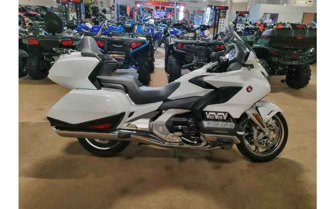 2018 Honda Gold Wing Tour DCT - Pearl White