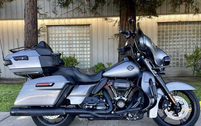 2019 Harley-Davidson® FLHTKSE - CVO™ Limited