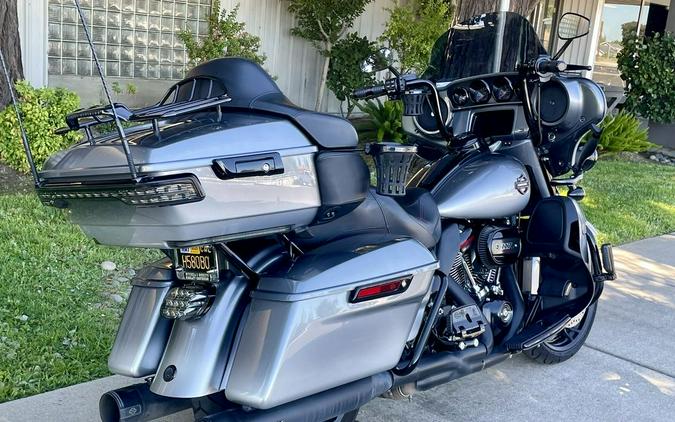 2019 Harley-Davidson® FLHTKSE - CVO™ Limited