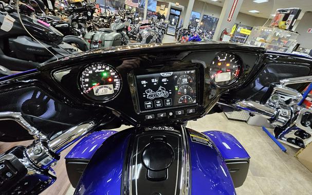 2025 Indian Roadmaster® PowerPlus Limited® with 112 and PowerBand Audio Package