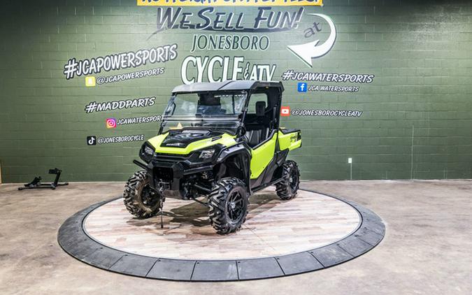 2023 Honda Pioneer 1000 Deluxe