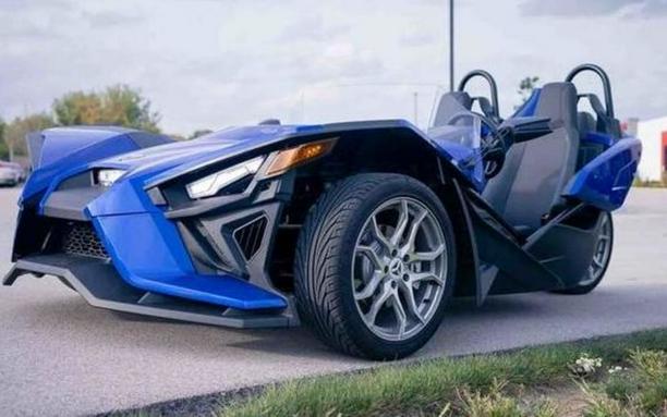 2021 Polaris Slingshot SL Review: With AutoDrive and Paddle Shifters