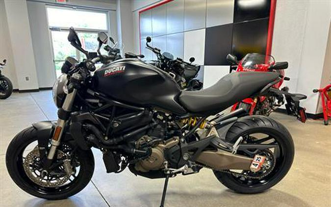 2016 Ducati Monster 821 Dark