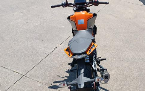 2023 KTM Duke 390