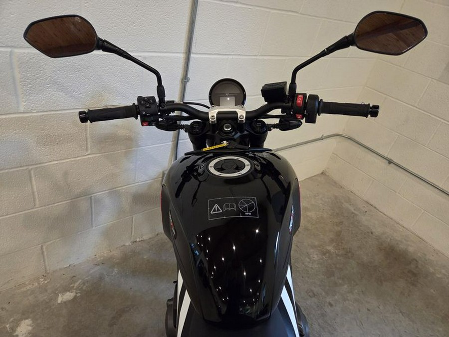 2025 Triumph Trident 660