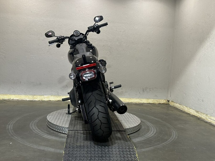 2025 Harley-Davidson® Low Rider® S Vivid Black