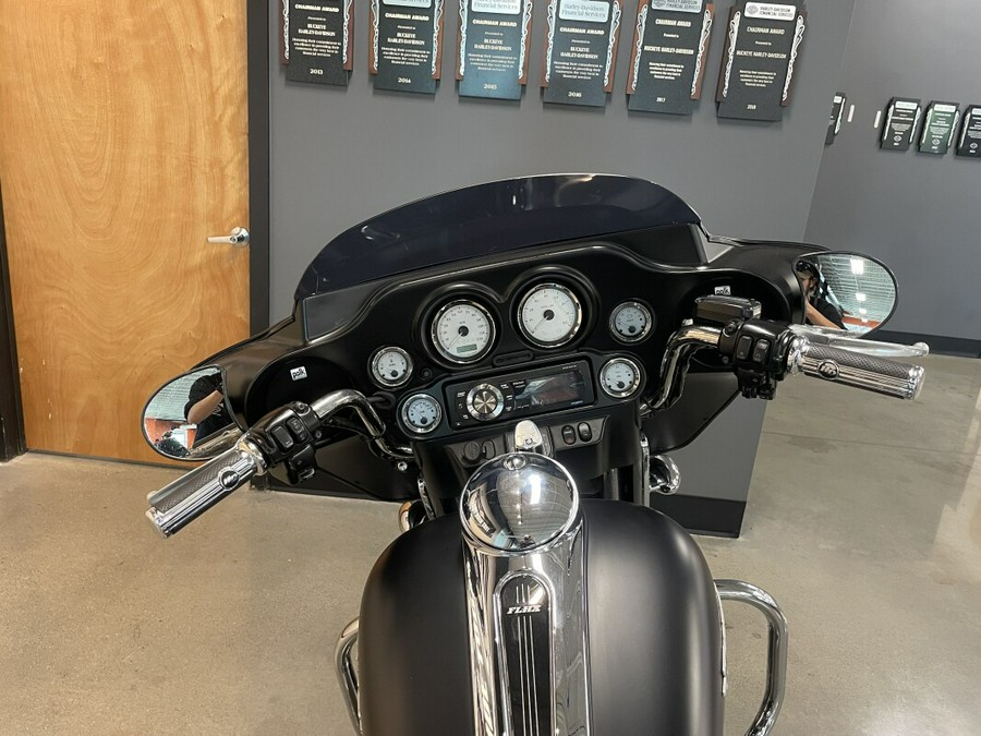 2013 Harley-Davidson® Street Glide® Black Denim