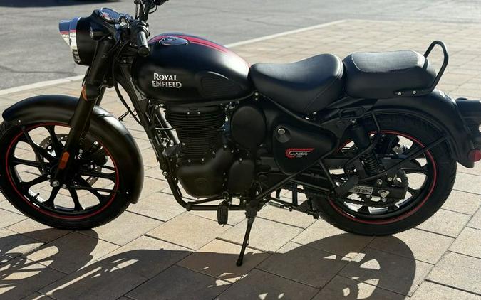 2024 Royal Enfield Classic 350 Halcyon Black