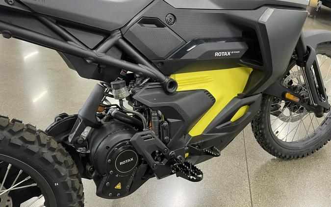 2025 Can-Am Origin® Base