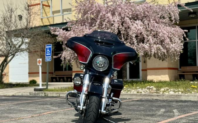 2021 Harley-Davidson CVO Street Glide Sunset Orange & Sunset Bla