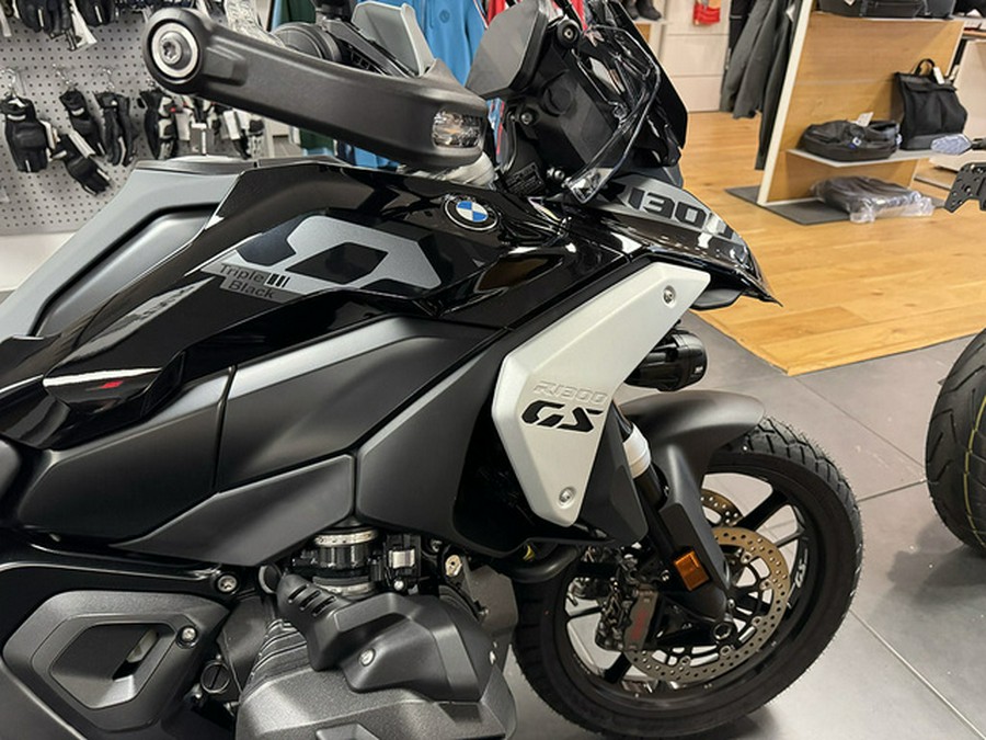 2026 BMW R 1300 GS Triple Black
