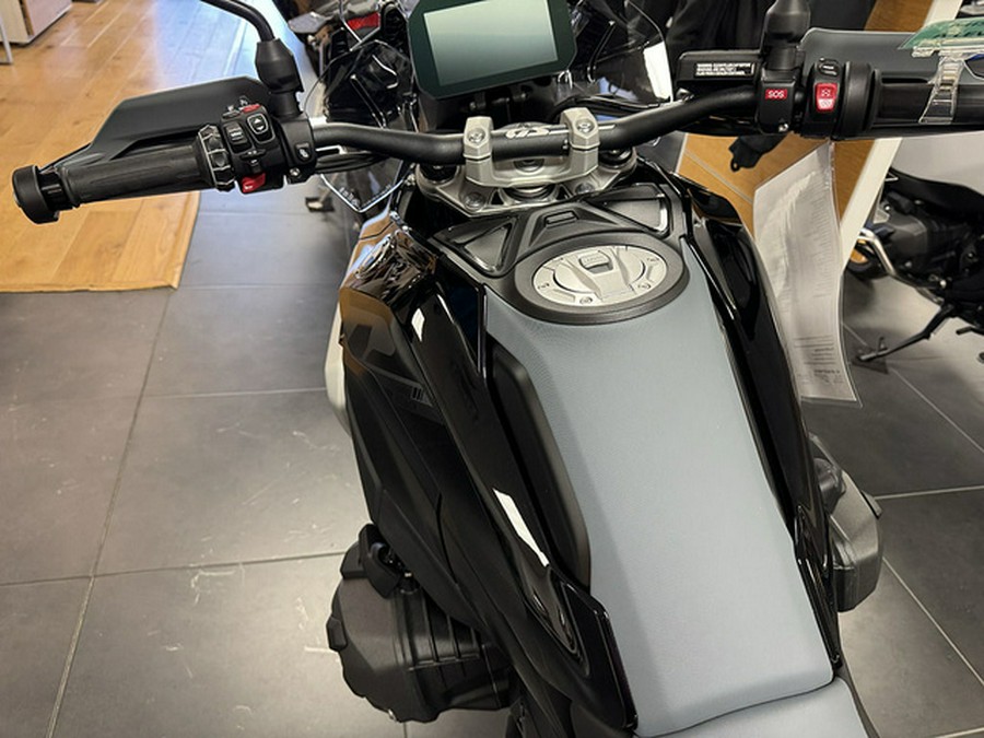 2026 BMW R 1300 GS Triple Black