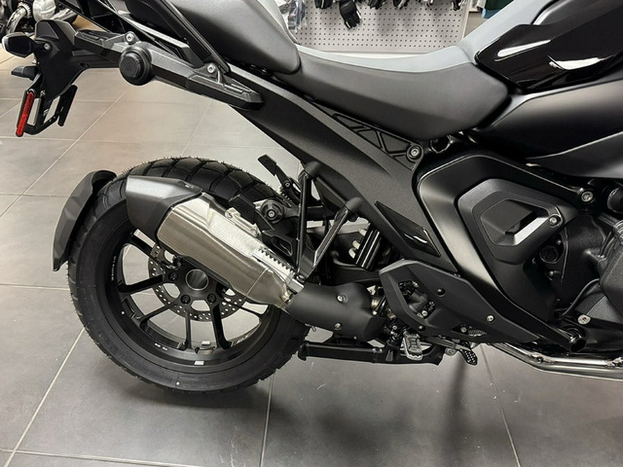 2026 BMW R 1300 GS Triple Black
