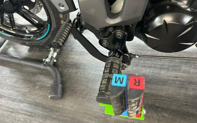 2025 Kawasaki VULCAN S CAFE ABS METALLIC MOONDUST GRAY/BLACK