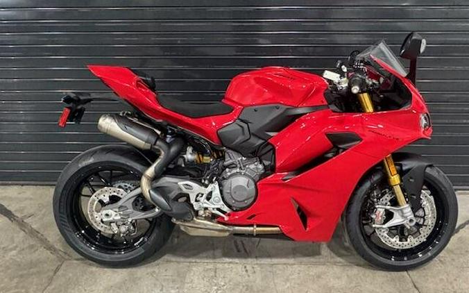 2026 Ducati Panigale V2 S