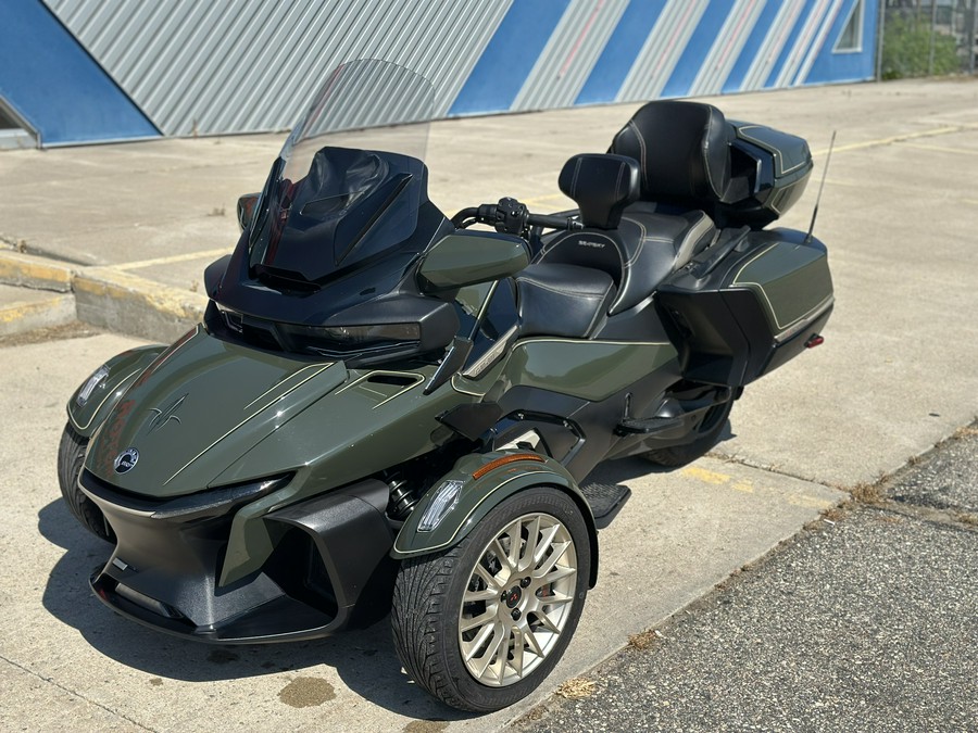 2023 Can-Am Spyder RT Sea-To-Sky