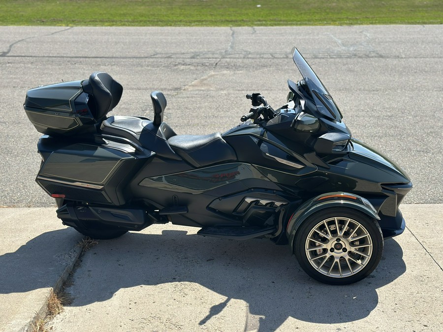 2023 Can-Am Spyder RT Sea-To-Sky