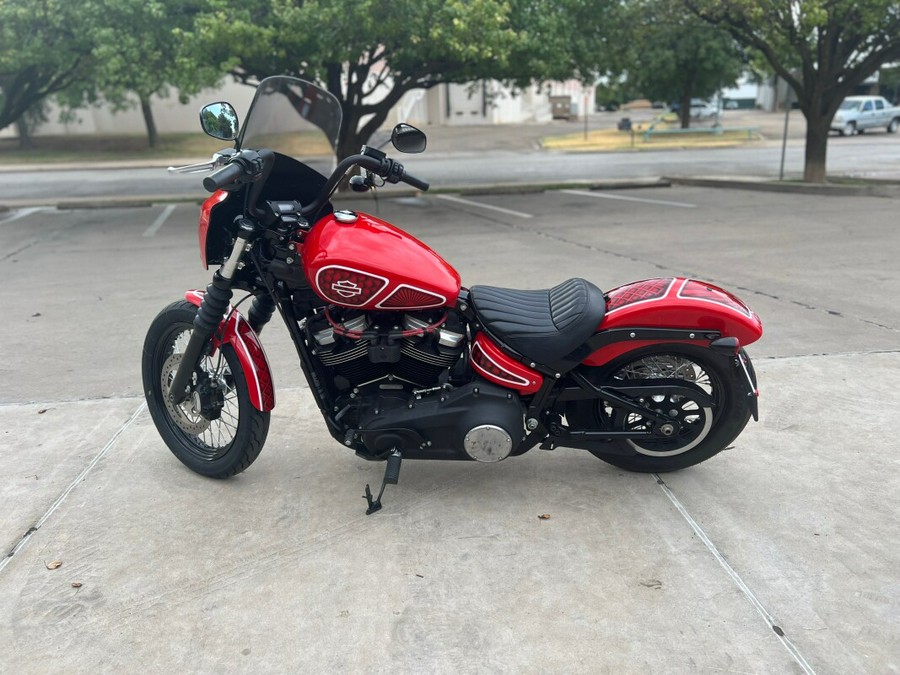 2020 Harley-Davidson® Street Bob® Custom Red