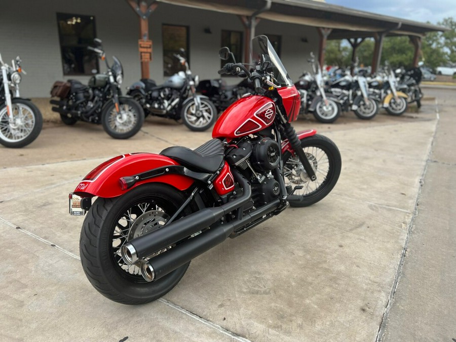 2020 Harley-Davidson® Street Bob® Custom Red