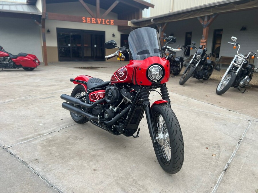 2020 Harley-Davidson® Street Bob® Custom Red