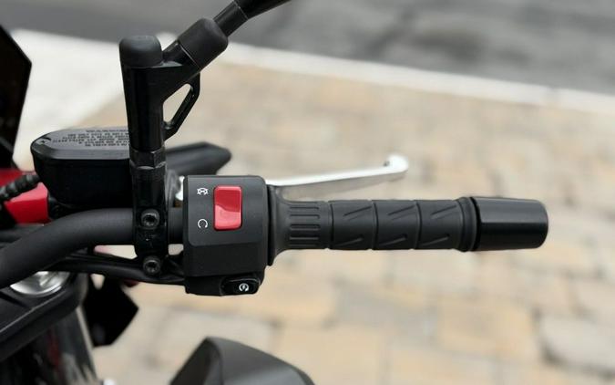 2025 Kawasaki Z500 SE ABS