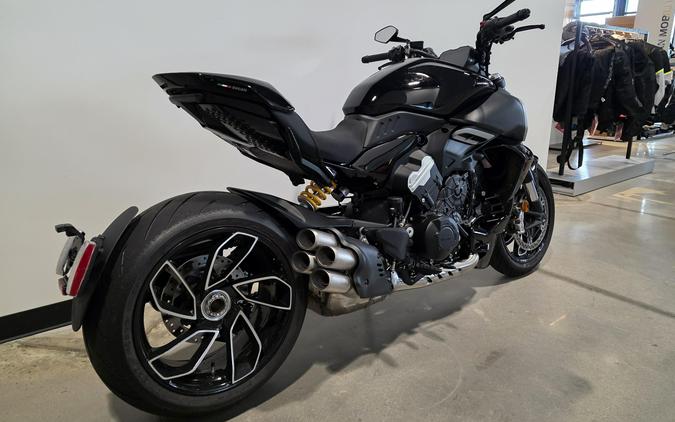 2025 Ducati Diavel V4