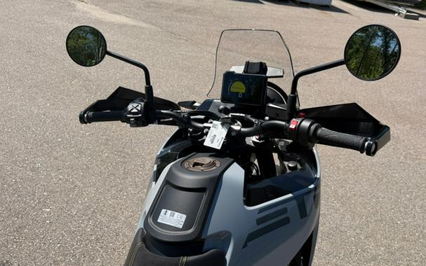 2027 Husqvarna Motorcycles Norden 901