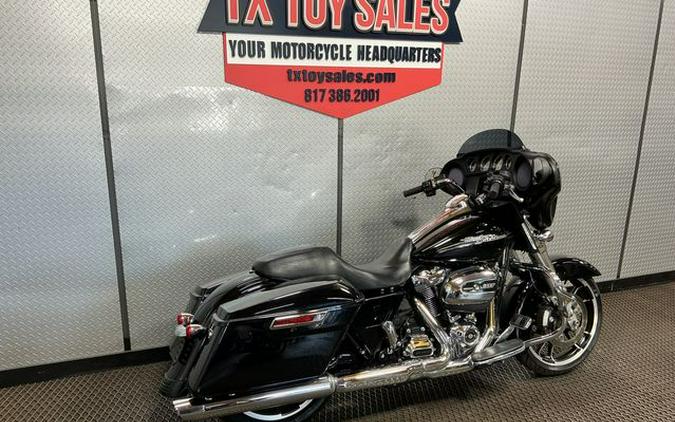 2020 Harley-Davidson Street Glide Base