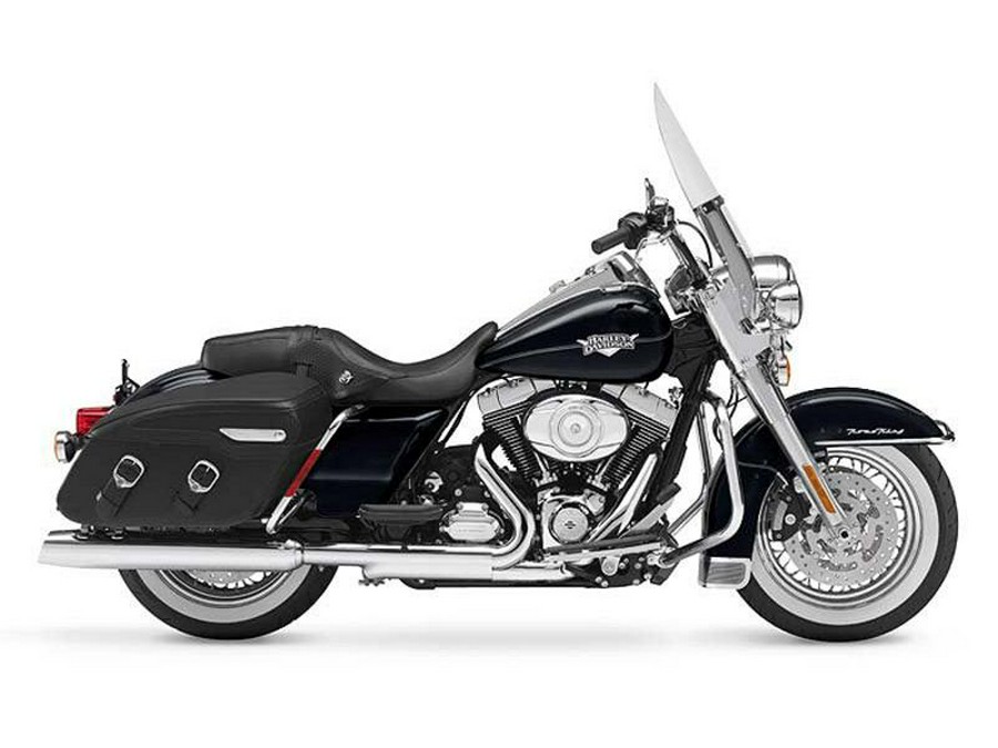 2011 Harley-Davidson® FLHRC - Road King® Classic