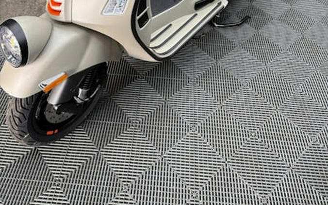 2025 Vespa GTV 310