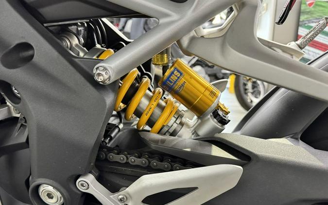 2024 Triumph Speed Triple 1200 RS Carnival Red