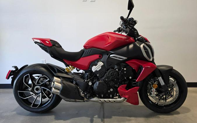 2025 Ducati Diavel V4