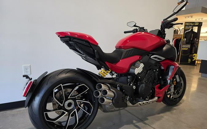 2025 Ducati Diavel V4