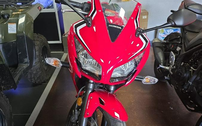 2021 Honda CBR300R ABS