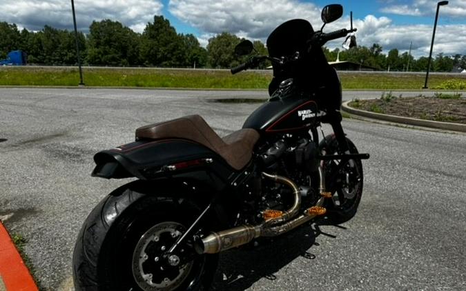 2019 Harley-Davidson Fat Bob 114 Black Denim