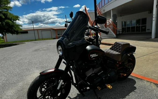 2019 Harley-Davidson Fat Bob 114 Black Denim