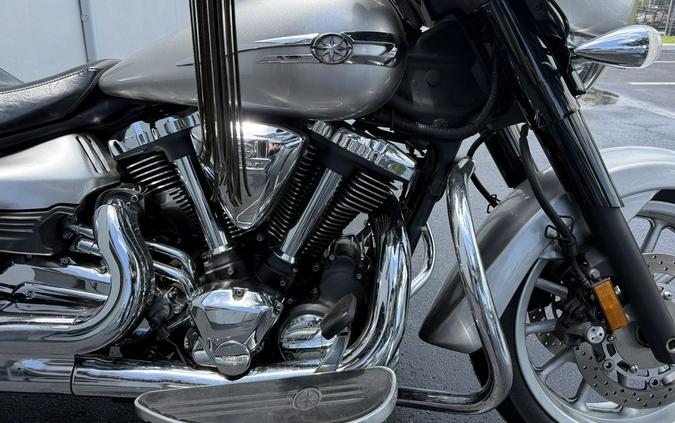 2012 Yamaha Stratoliner Deluxe