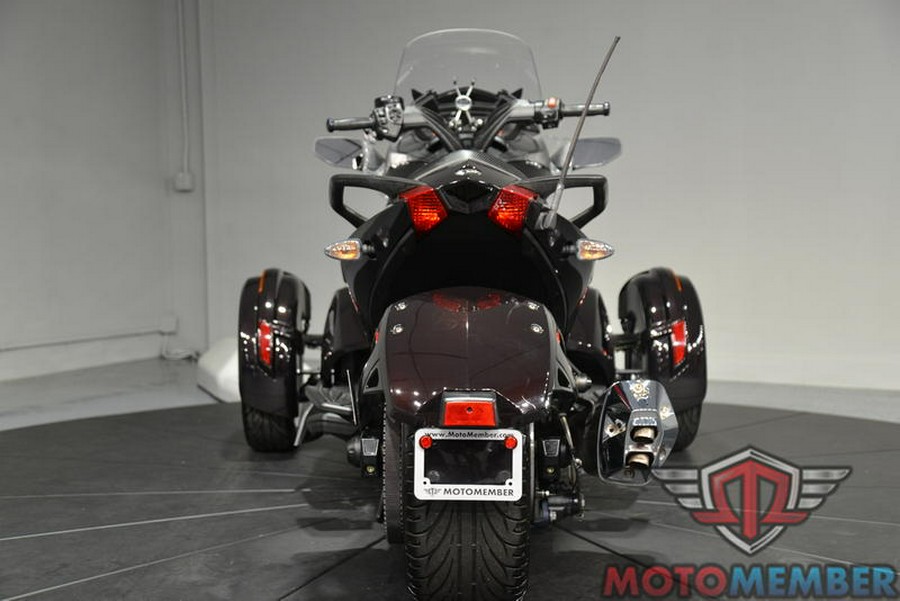 2014 Can-Am® Spyder® ST Limited SE5